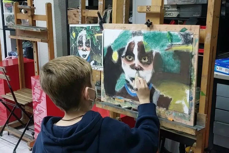 Estudio Ilógico Kids Drawing and Painting