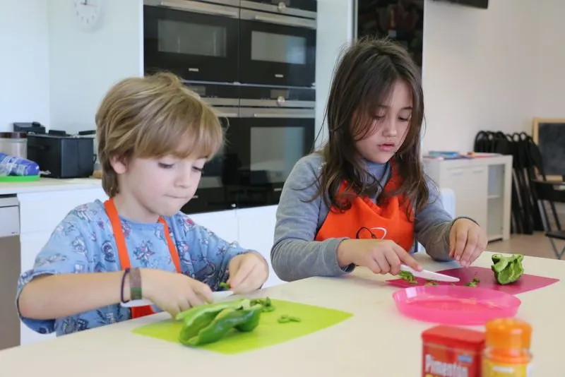 Kids Cooking School
