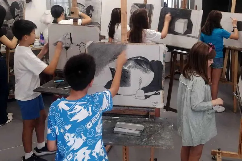 Drawing and Painting for Kids at El Taller del Aire