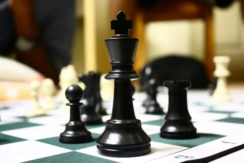 Ajedrez Blanco y Negro Chess School