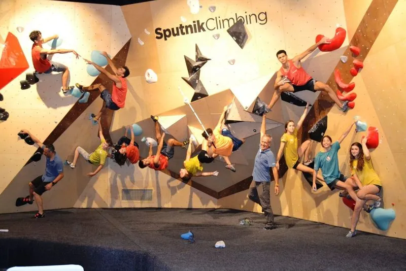 Crecer Escalando Climbing School