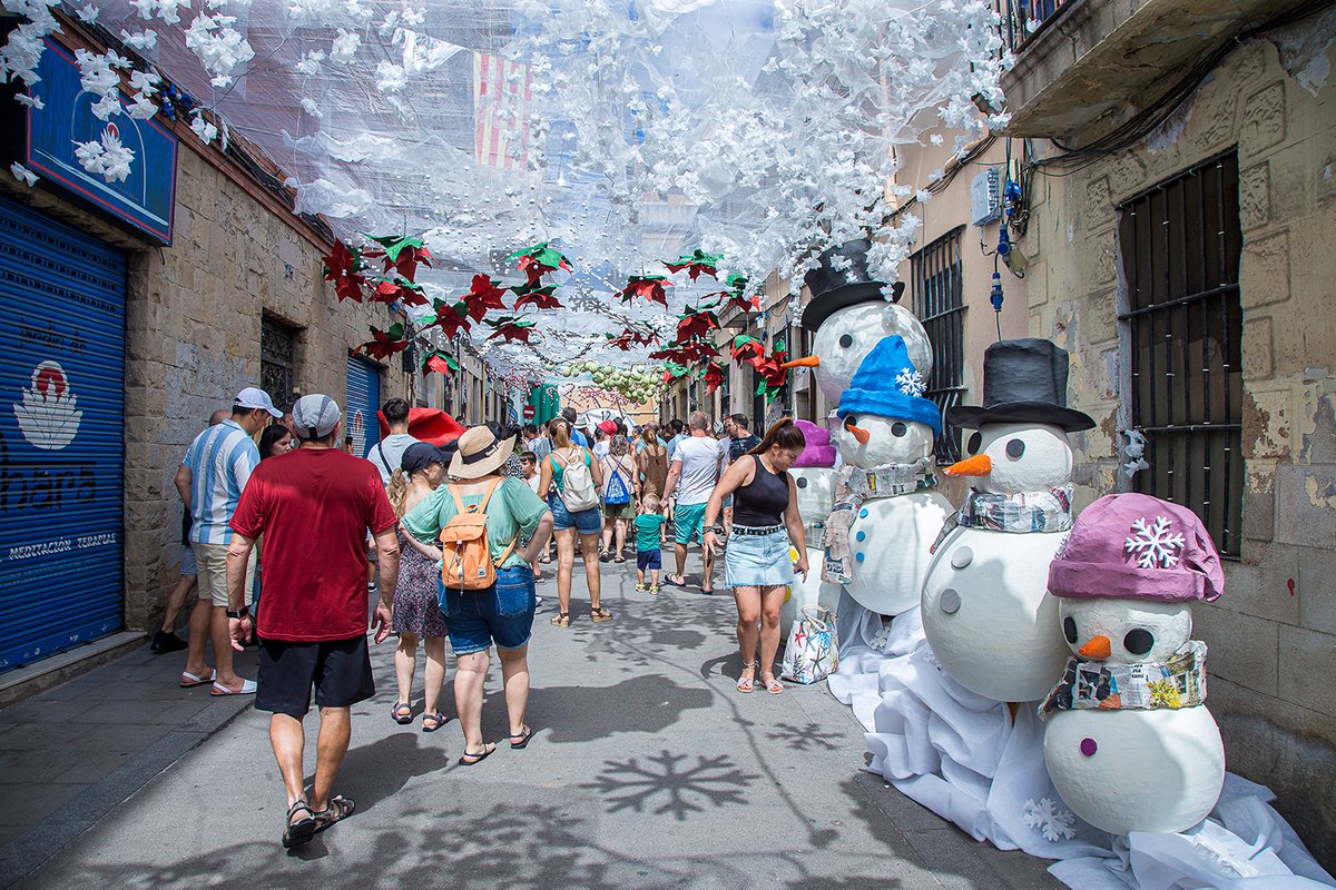 Festa Major Season: Barcelona's Neighborhood Street Festivals