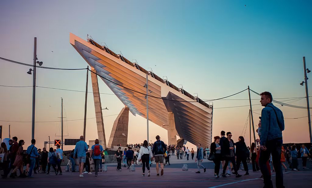World Cup Final: Spain vs Argentina on a Giant Seafront Screen photo 2