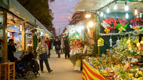 120 Nativity Stalls Around Sagrada Família