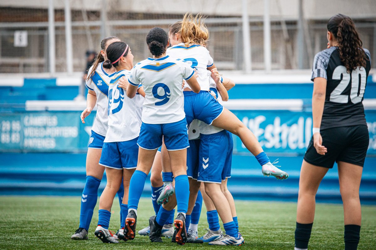 CE Europa Football School (Gràcia) photo 5