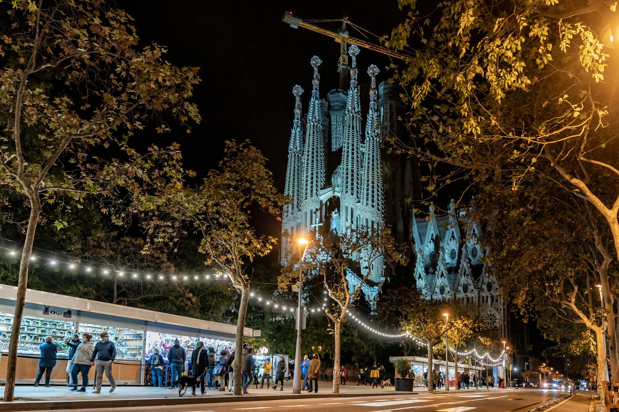 120 Nativity Stalls Around Sagrada Família photo 3