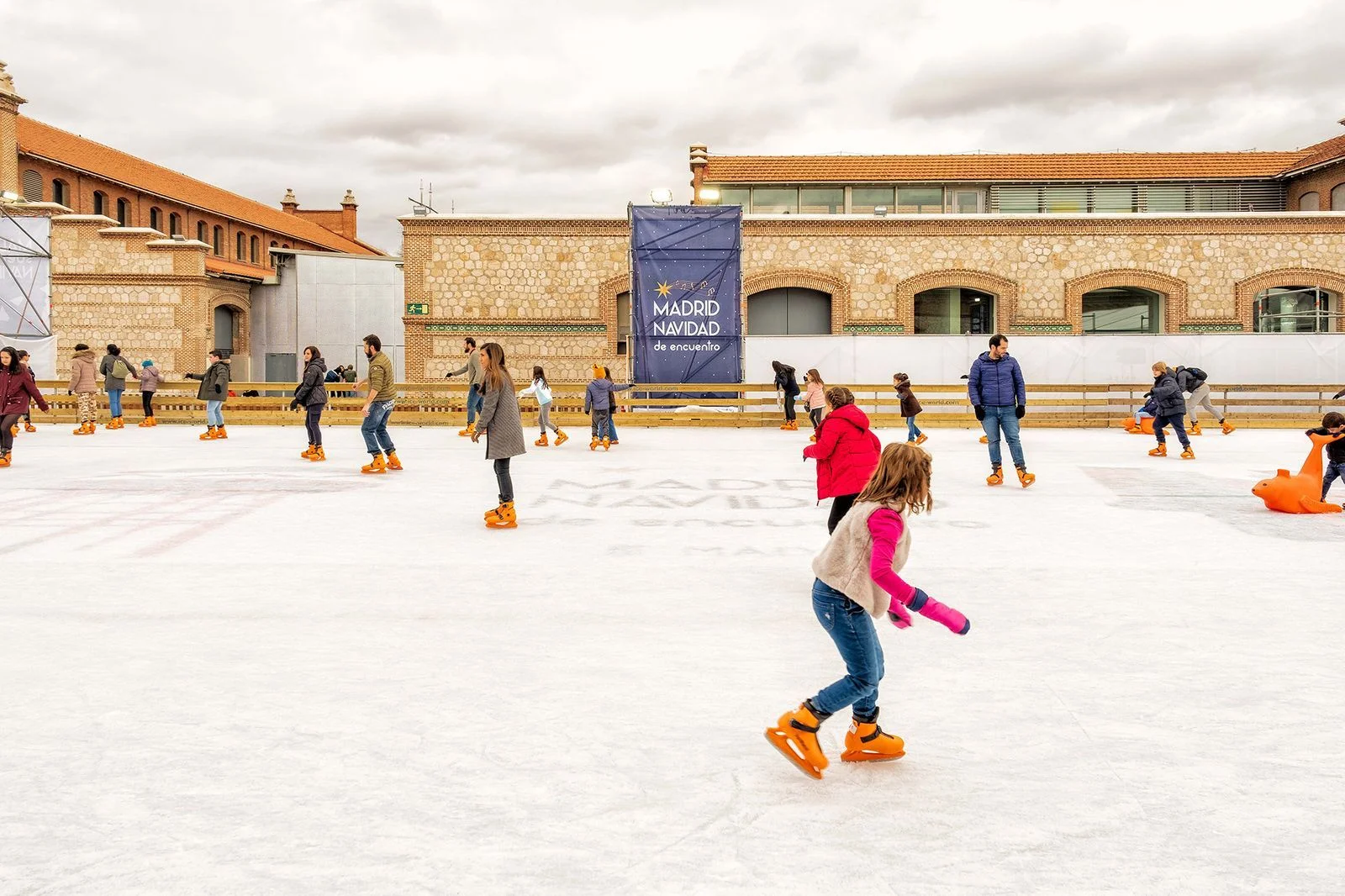 Christmas at Matadero: Evening Snow, Ice Rink and Family Shows photo 3