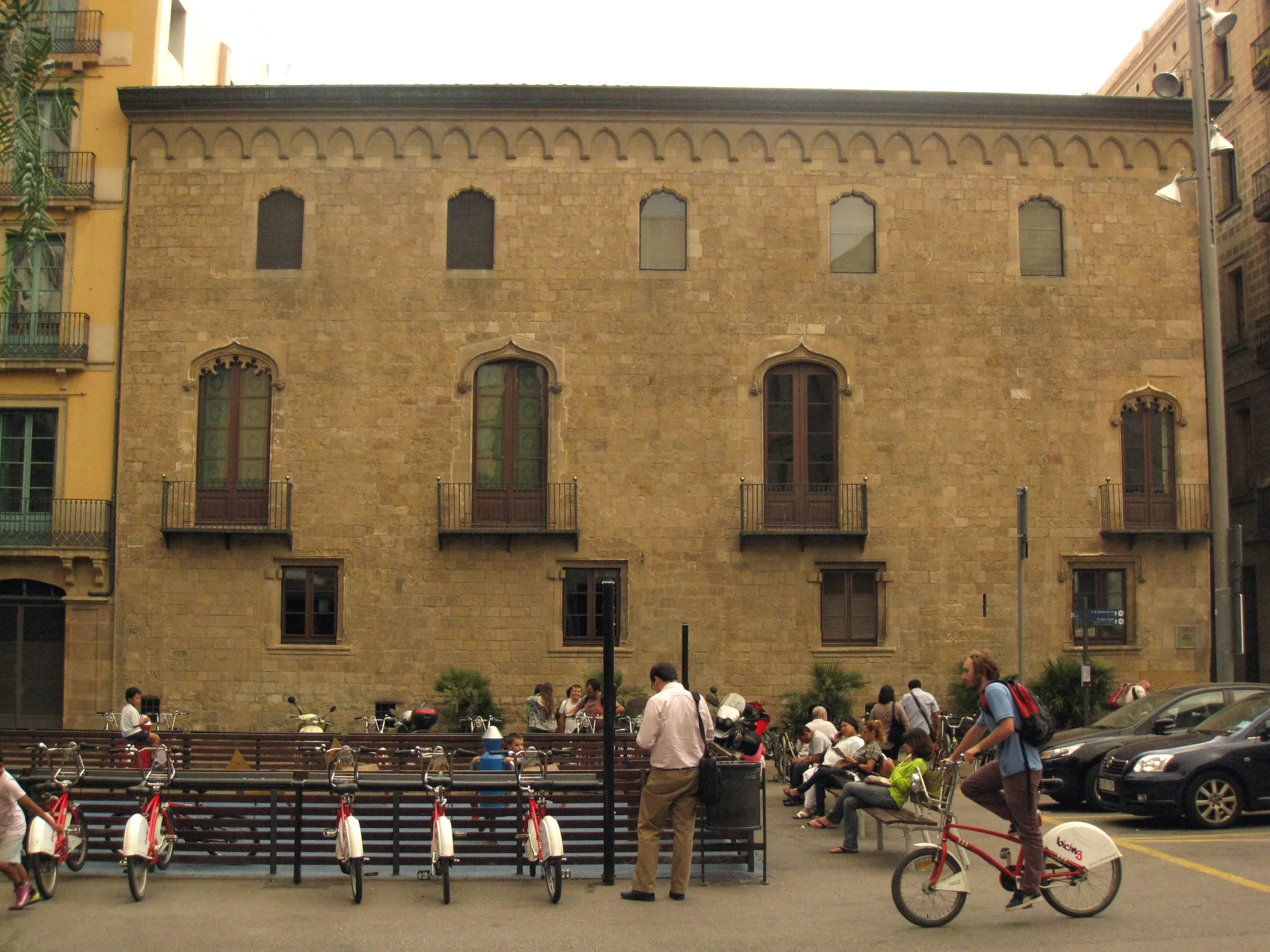 Plaça de Sant Miquel photo 4