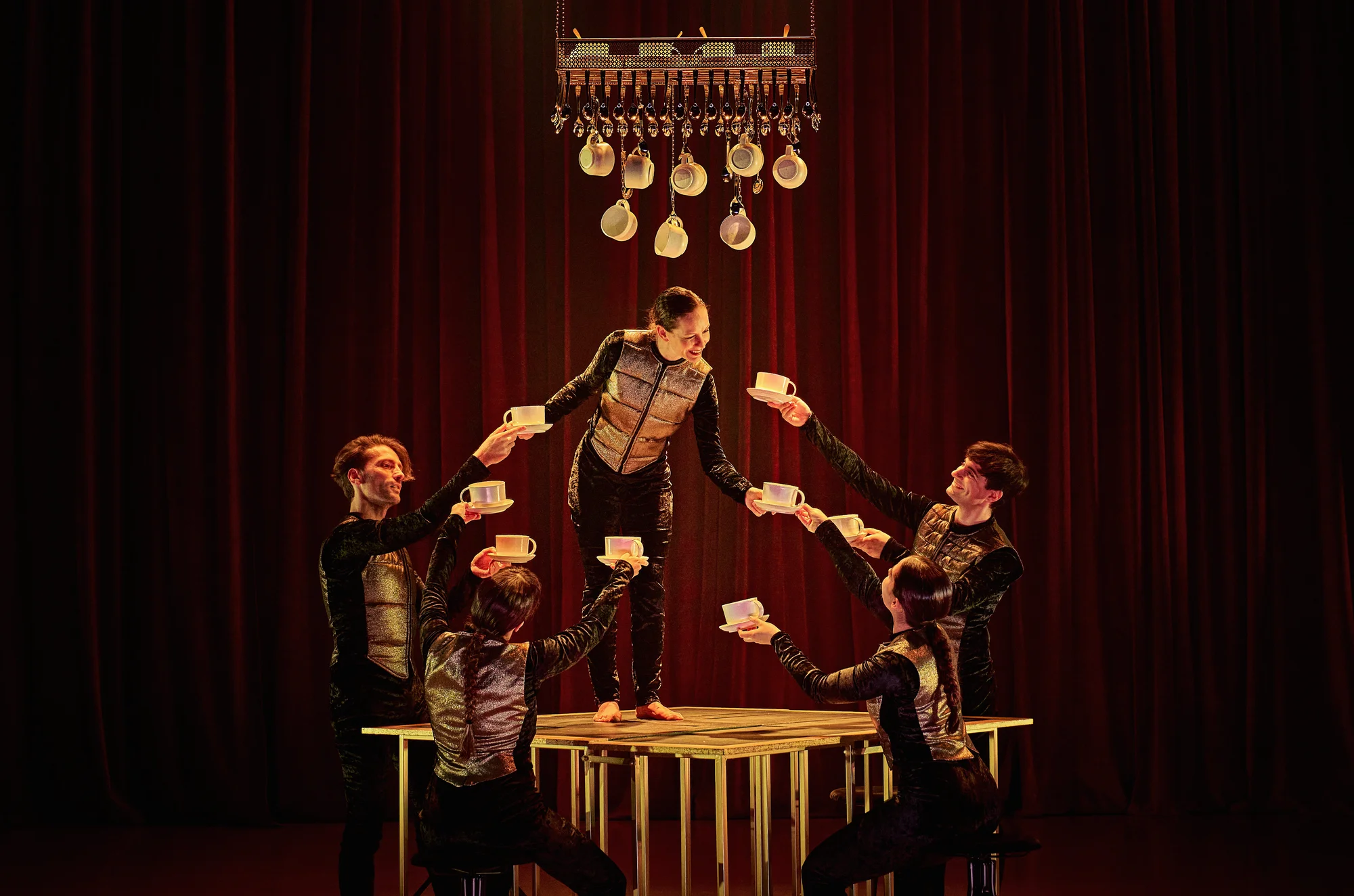 Aracaladanza: Contemporary Dance for Families at Matadero photo 1