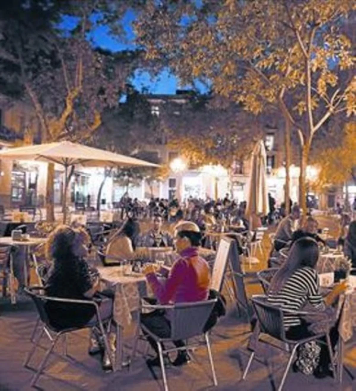 Plaça d'Osca photo 4