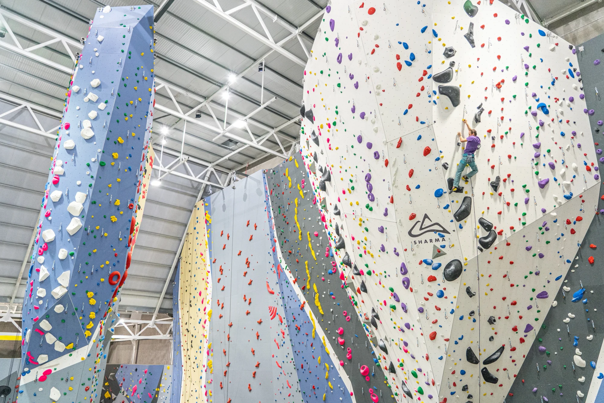 Sharma Climbing Madrid photo 4