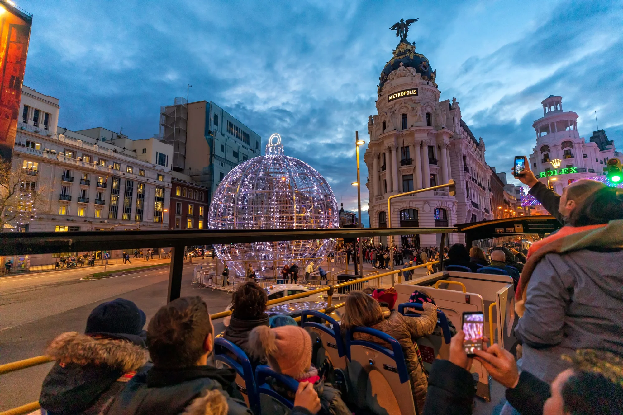 Naviluz: Open-Top Bus Tour of the Christmas Lights photo 1