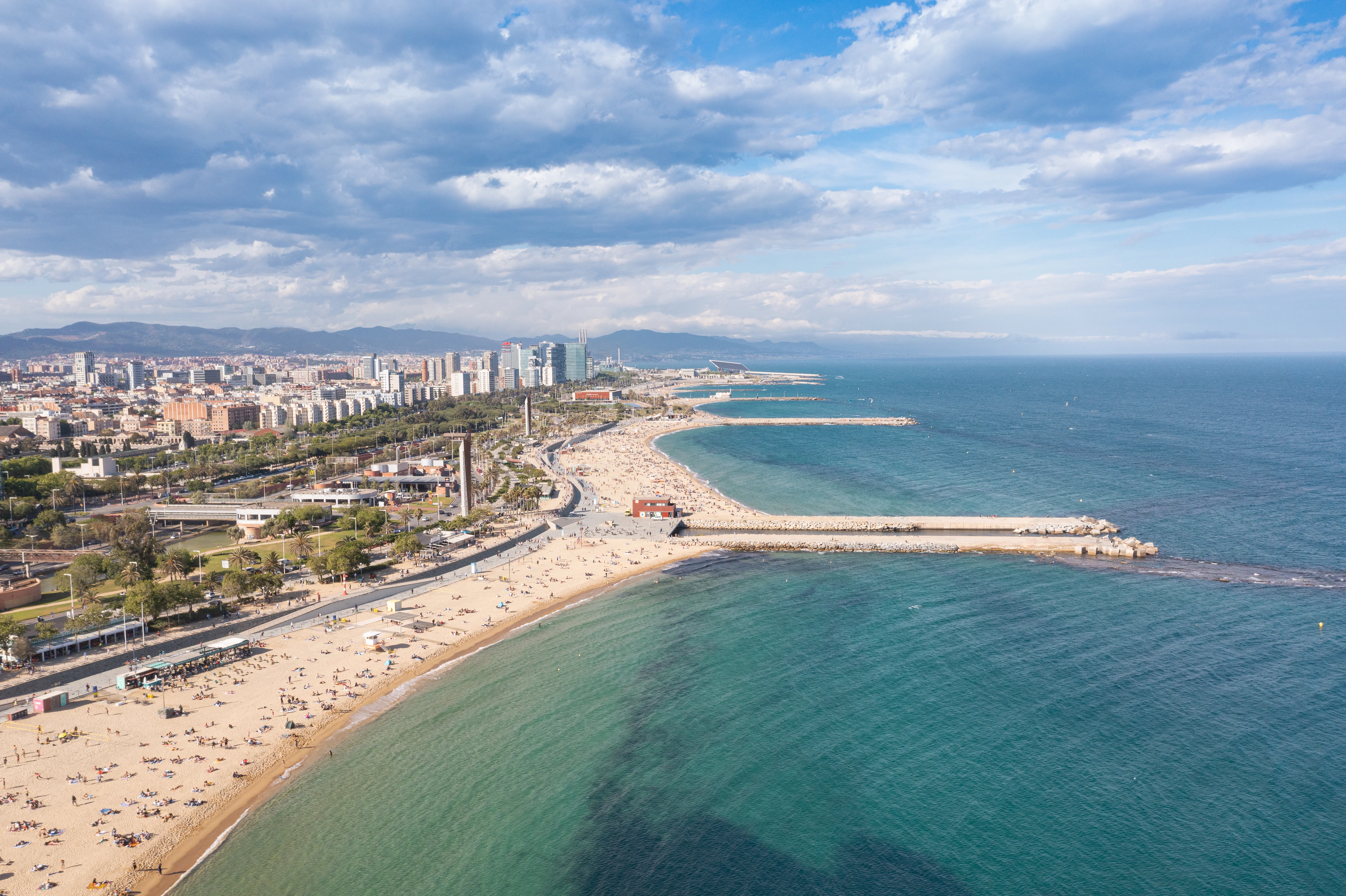 Nova Icària Beach photo 2