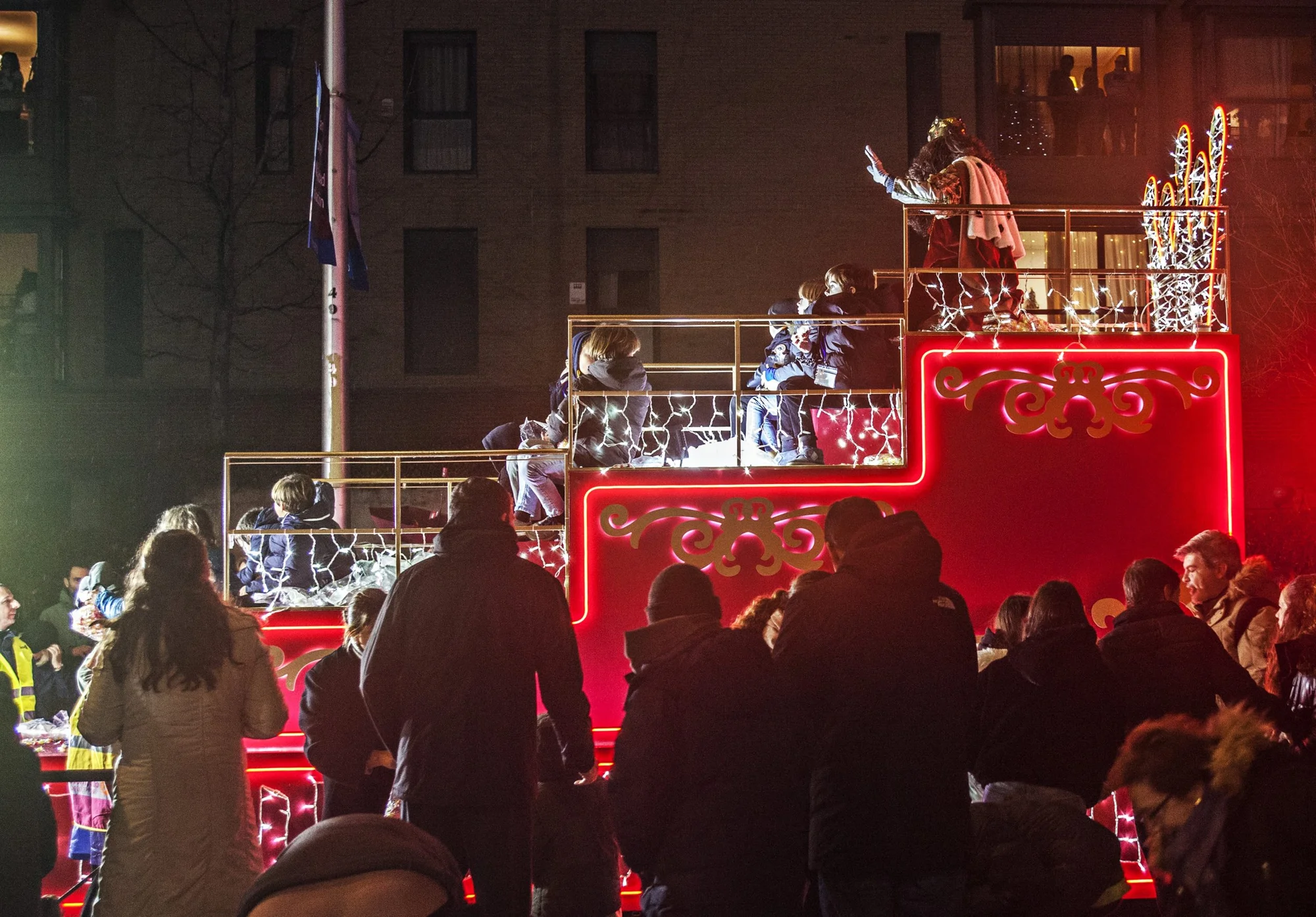 Cabalgatas de Reyes en los Distritos: Neighborhood Three Kings Parades photo 2