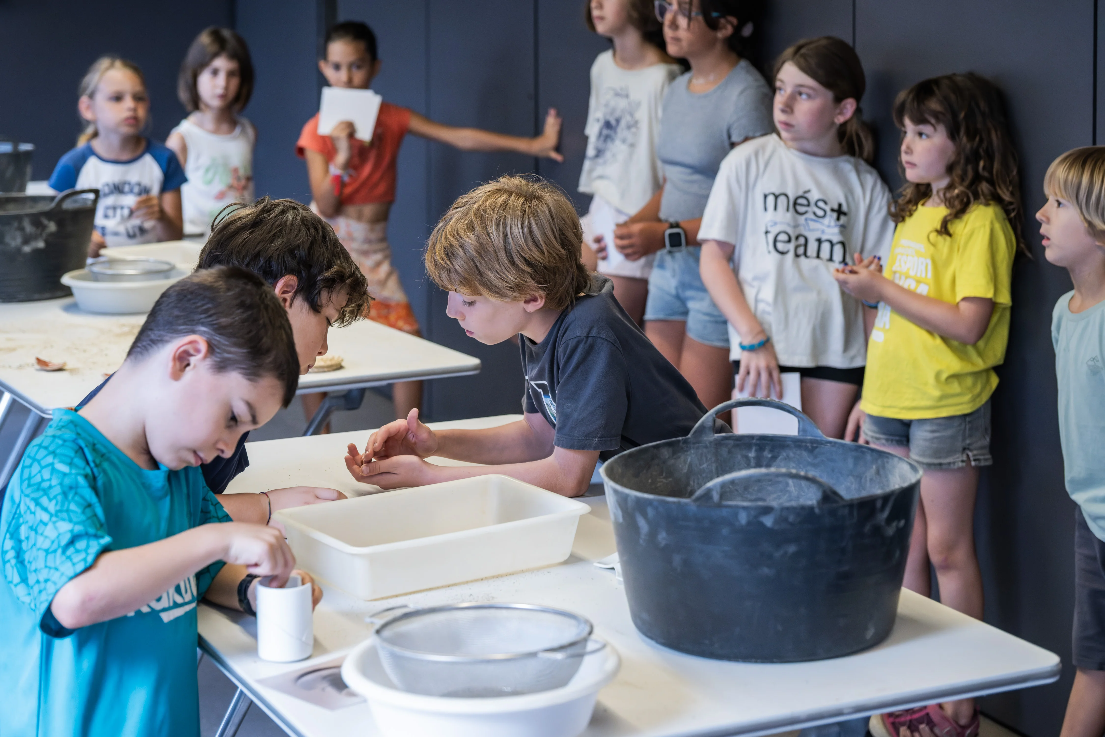 Dig Up Pottery and Coins from the 1700s photo 2
