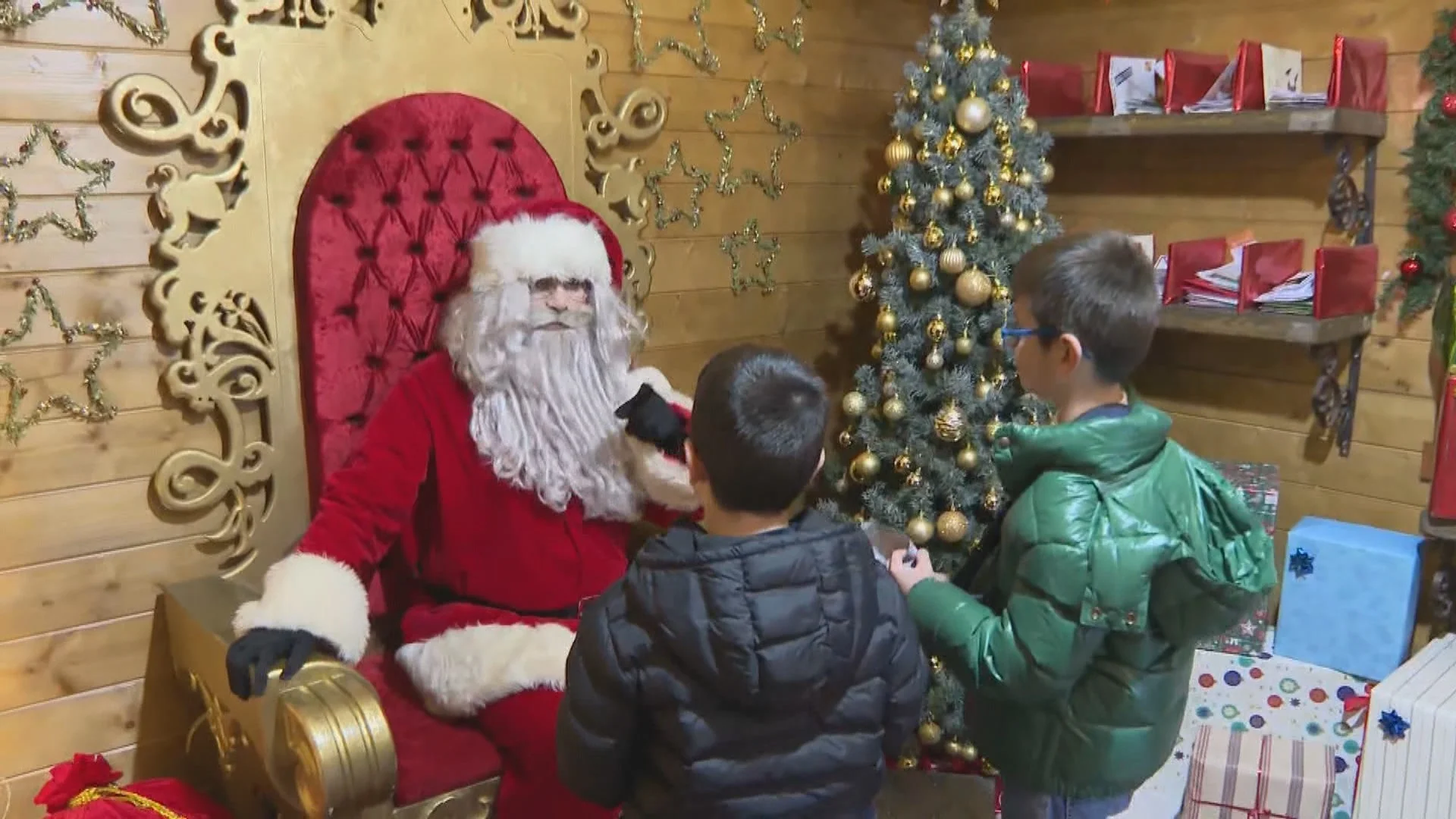 Christmas at Parque de Atracciones de Madrid photo 3