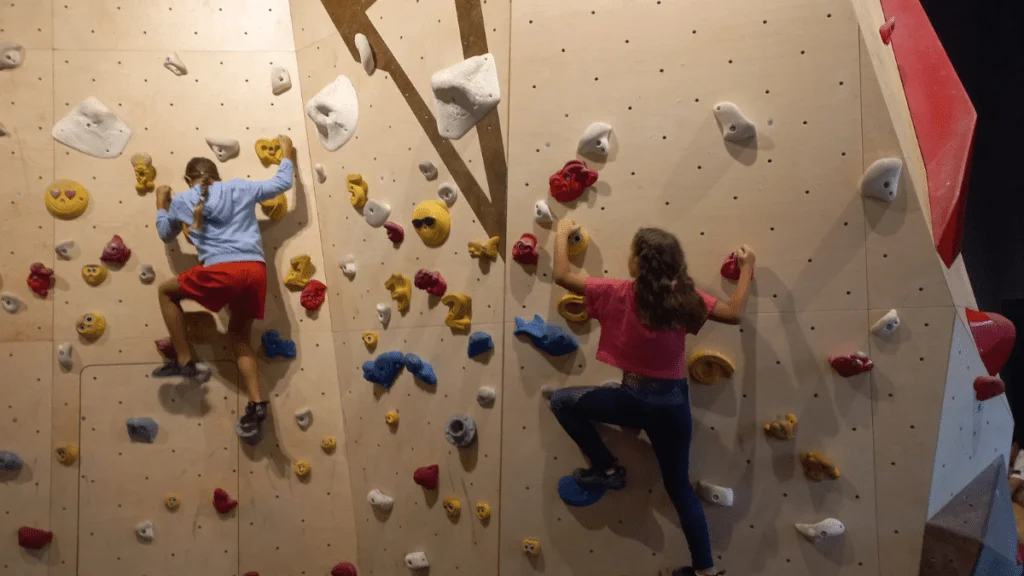 Sputnik Climbing Legazpi photo 3