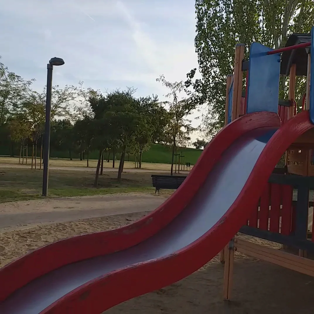 Parque Juan Carlos I Ship Playground photo 3