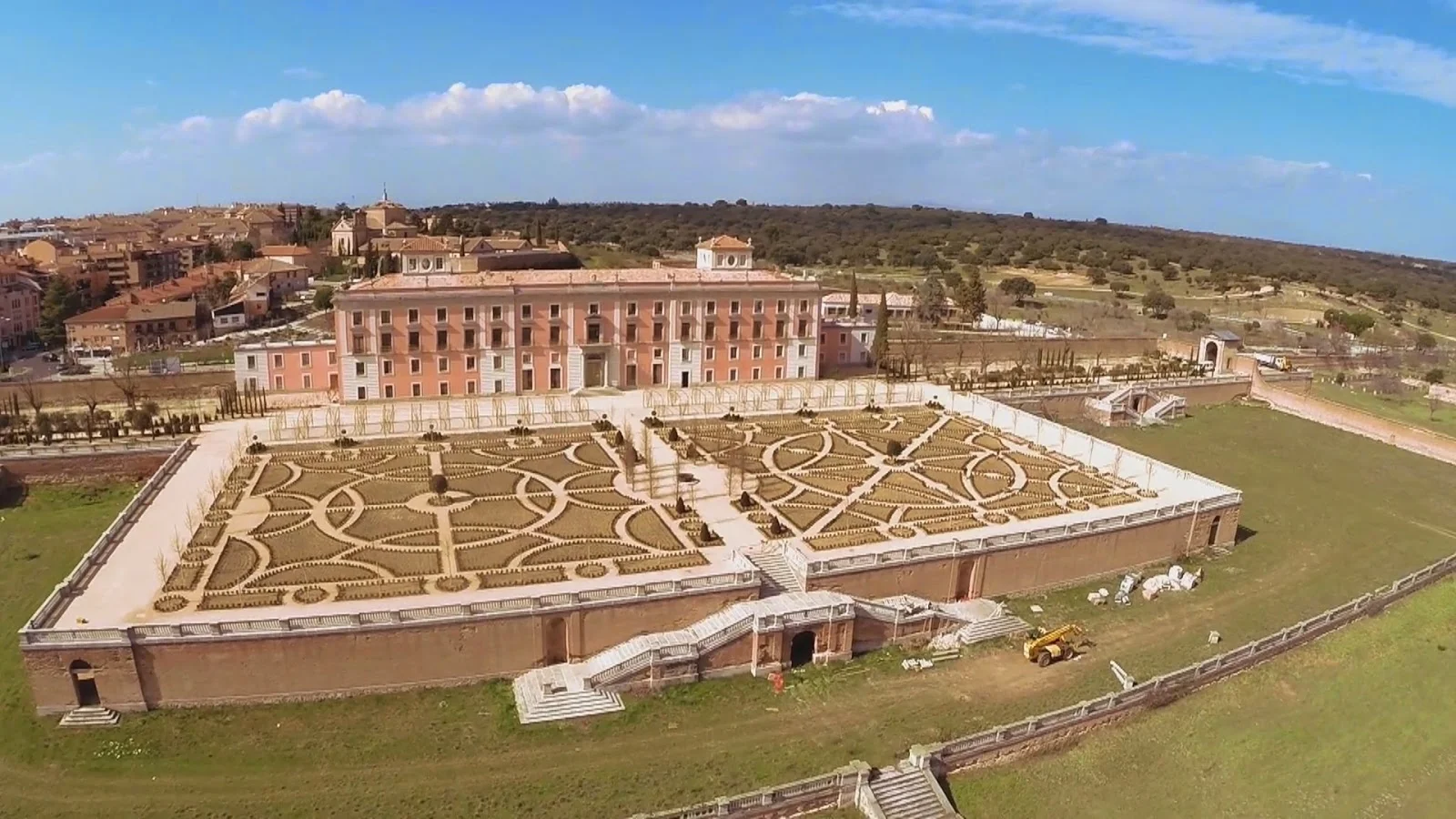 Palacio del Infante Don Luis Gardens photo 2