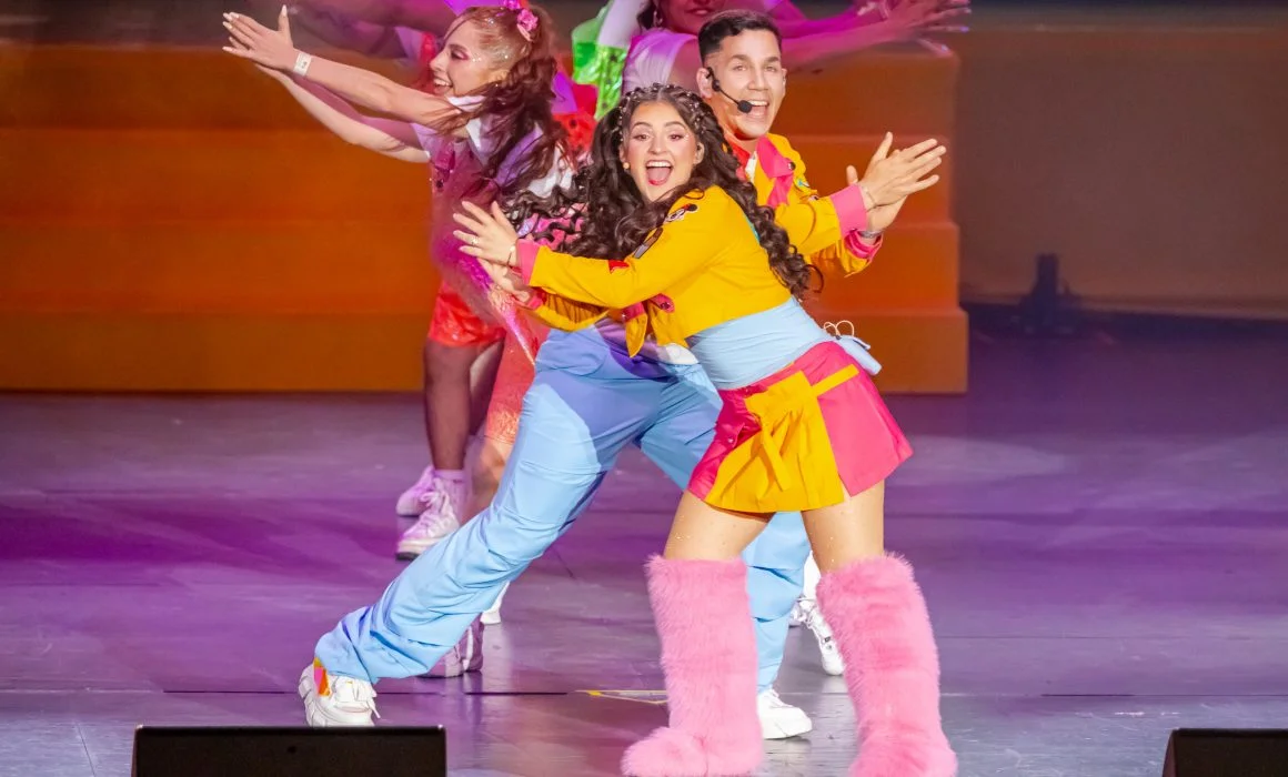 Los Meñiques de la Casa, Baila a lo Loco Tour 2026 photo 5