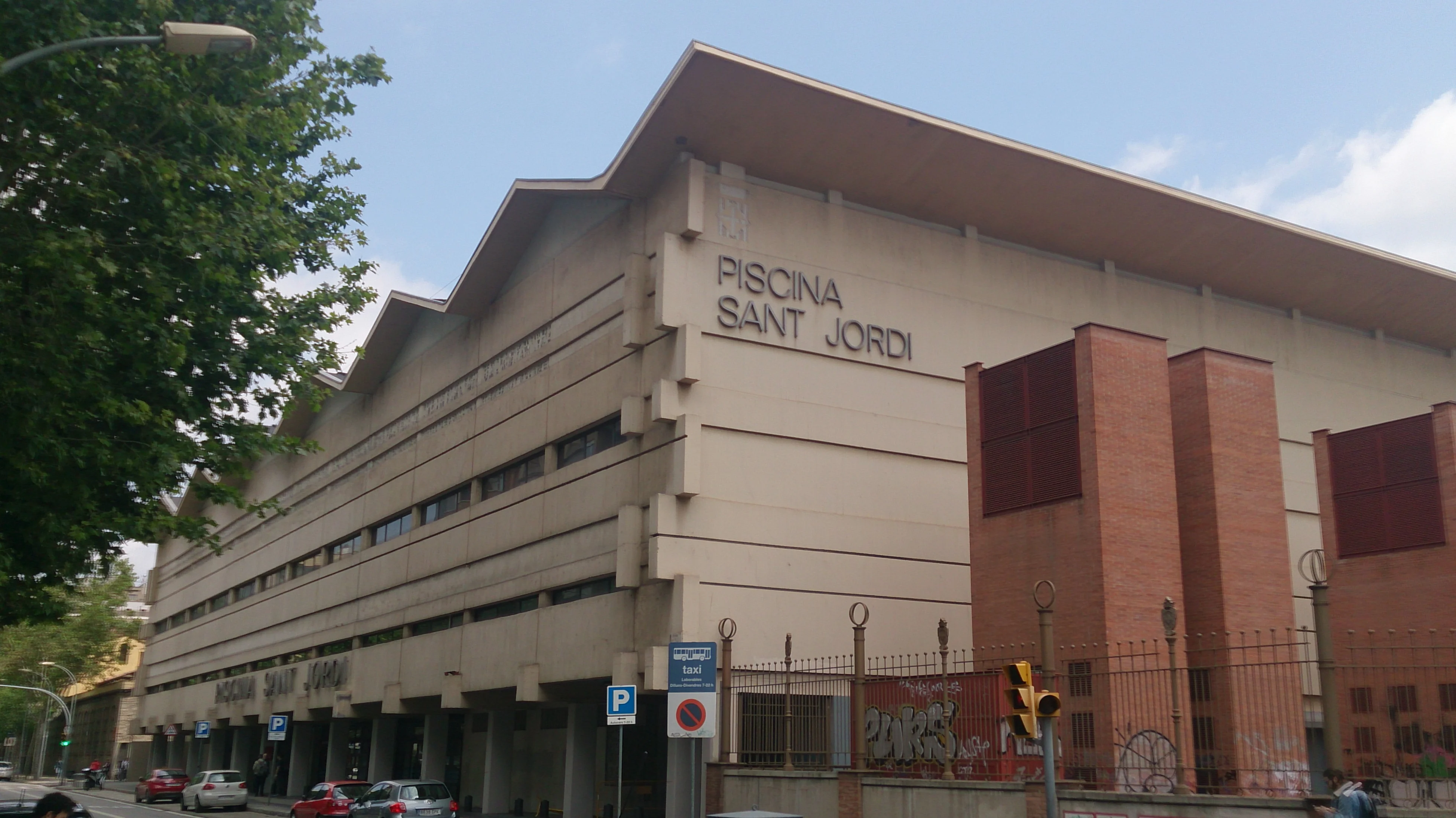 Piscina Sant Jordi photo 2
