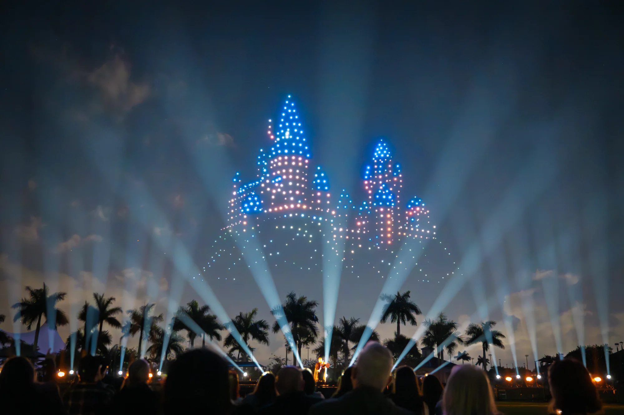 1,200 Illuminated Drones Recreate Harry Potter photo 3
