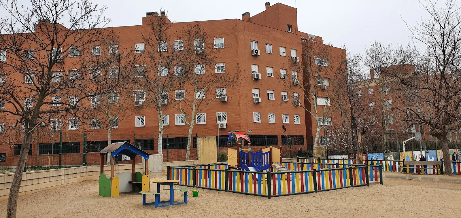 Campamento Urbano de Verano: Distrito de Puente de Vallecas photo 3