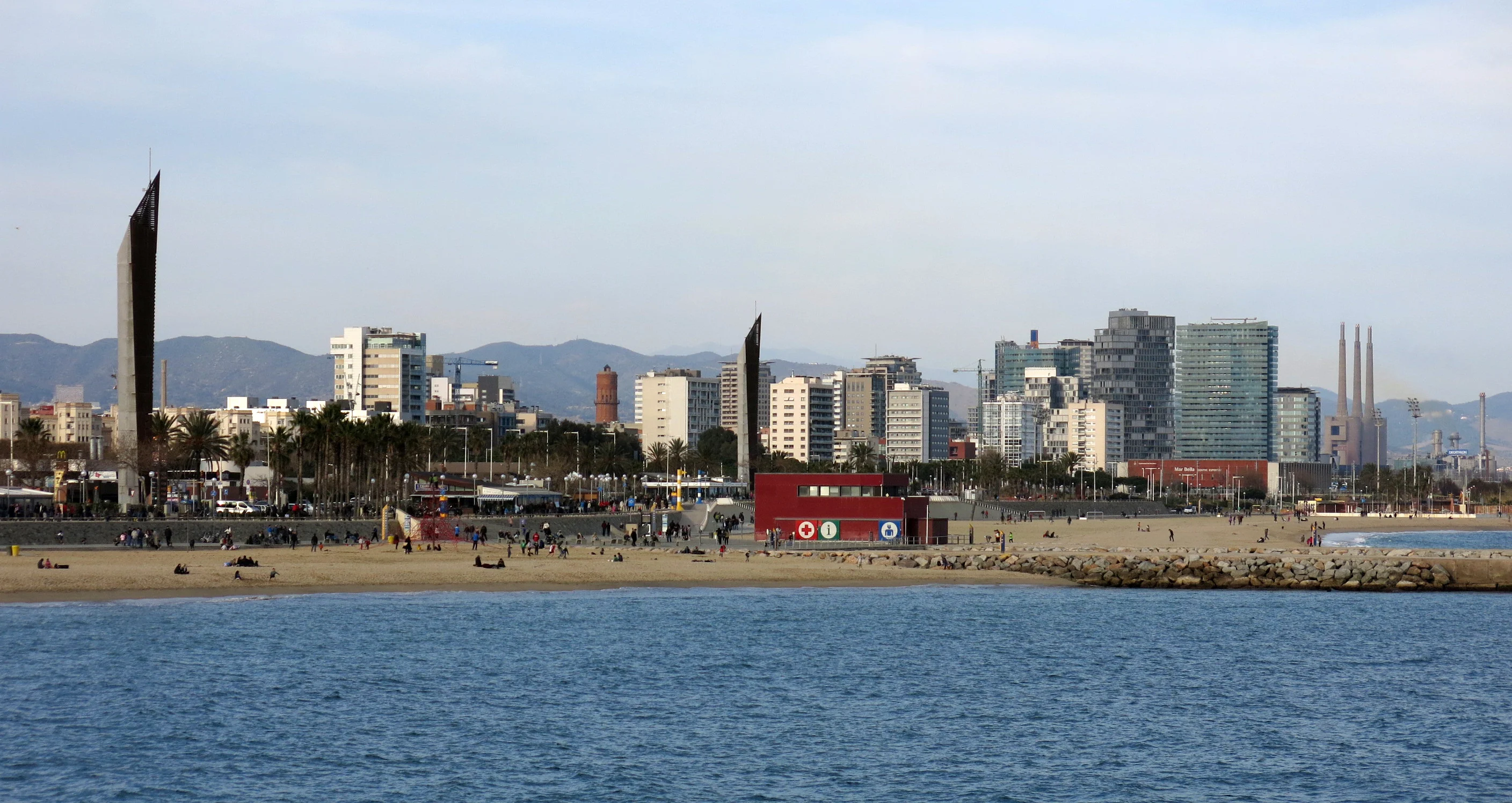 Nova Icària Beach photo 4
