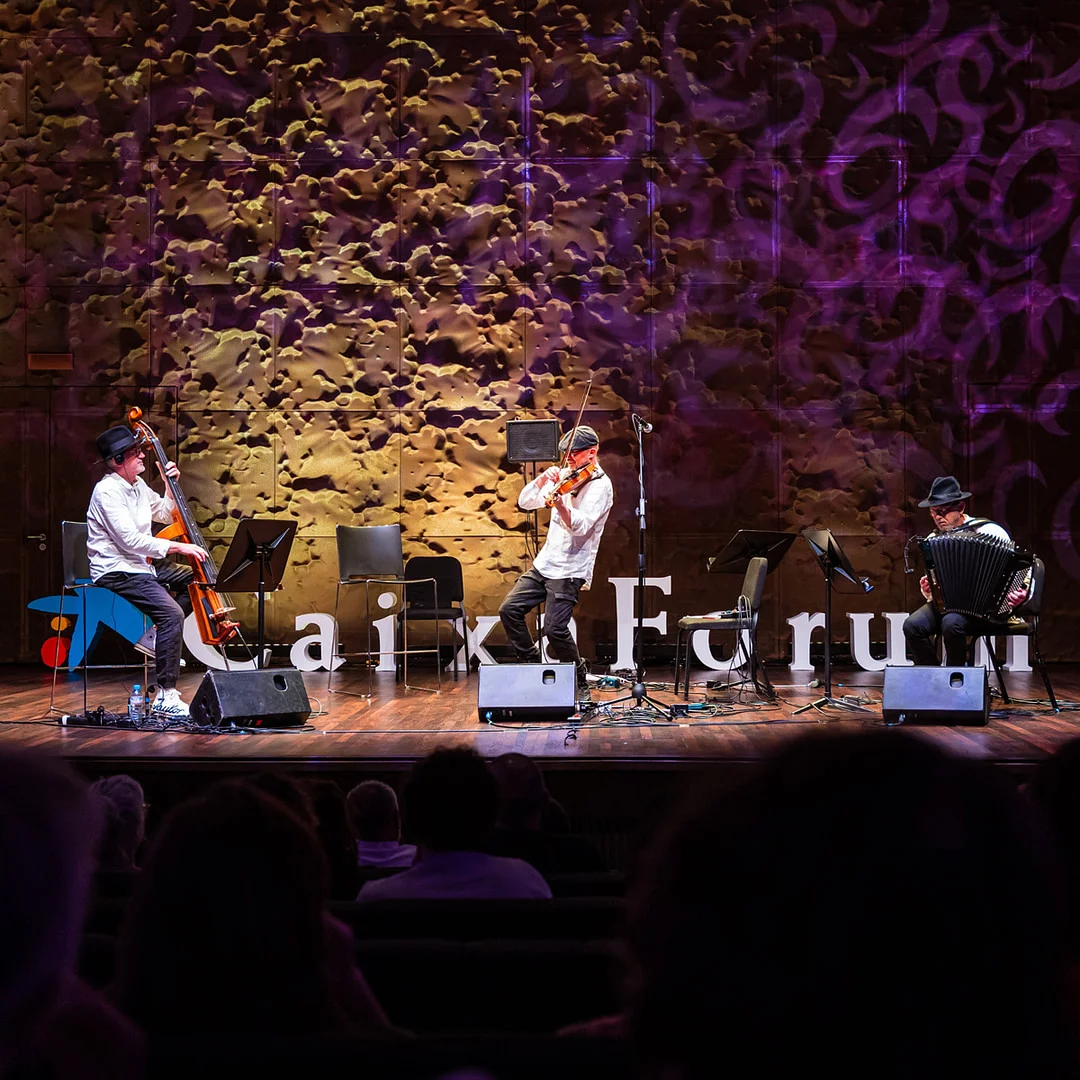 Circus, Magic, and Rock Shows on Montjuïc Wednesdays photo 3
