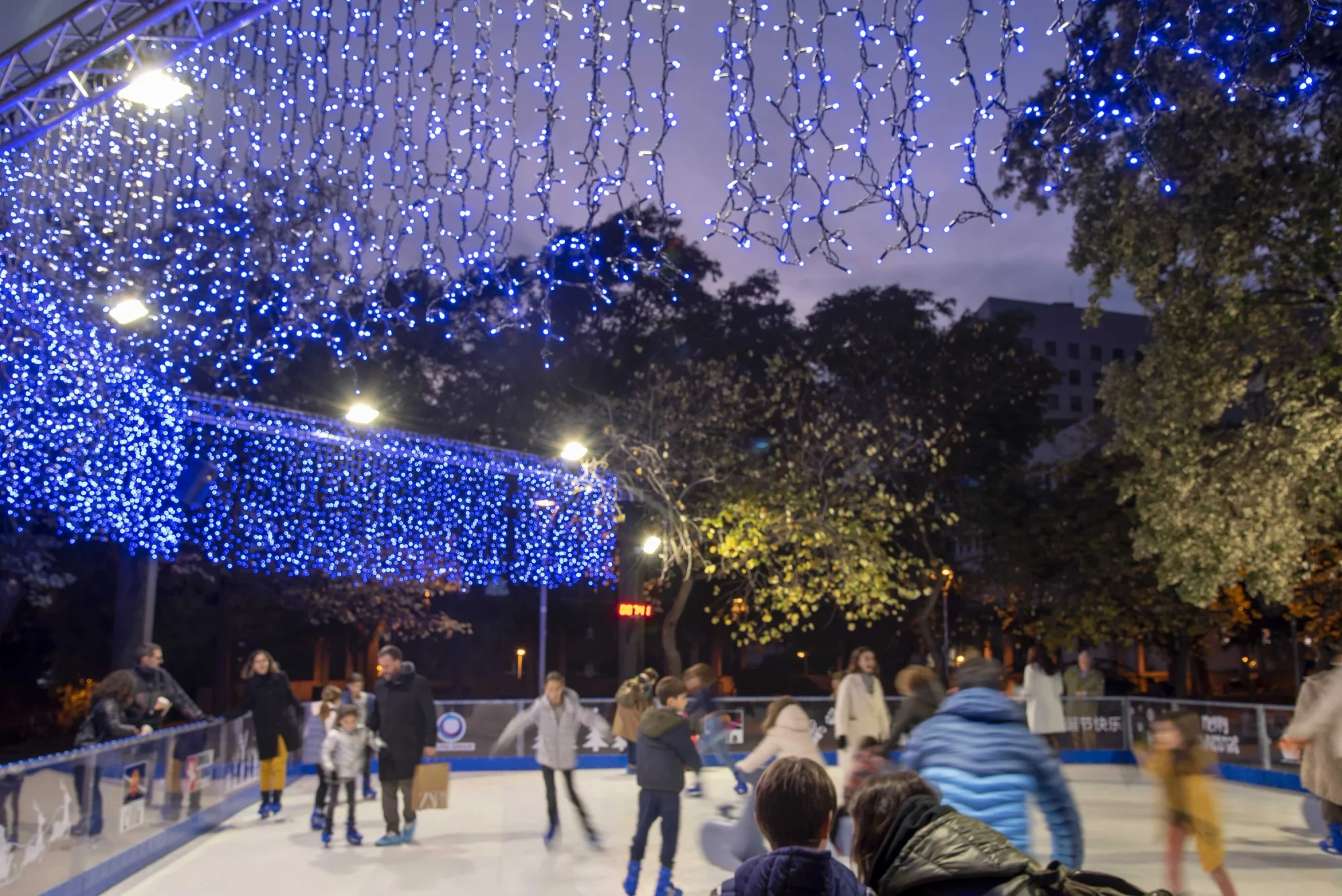 Christmas Ice Skating Rinks in Barcelona photo 4