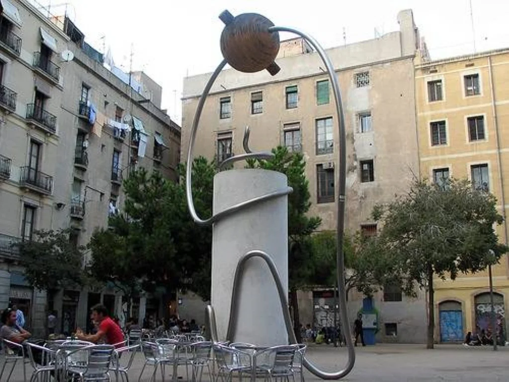 Plaça de George Orwell photo 4