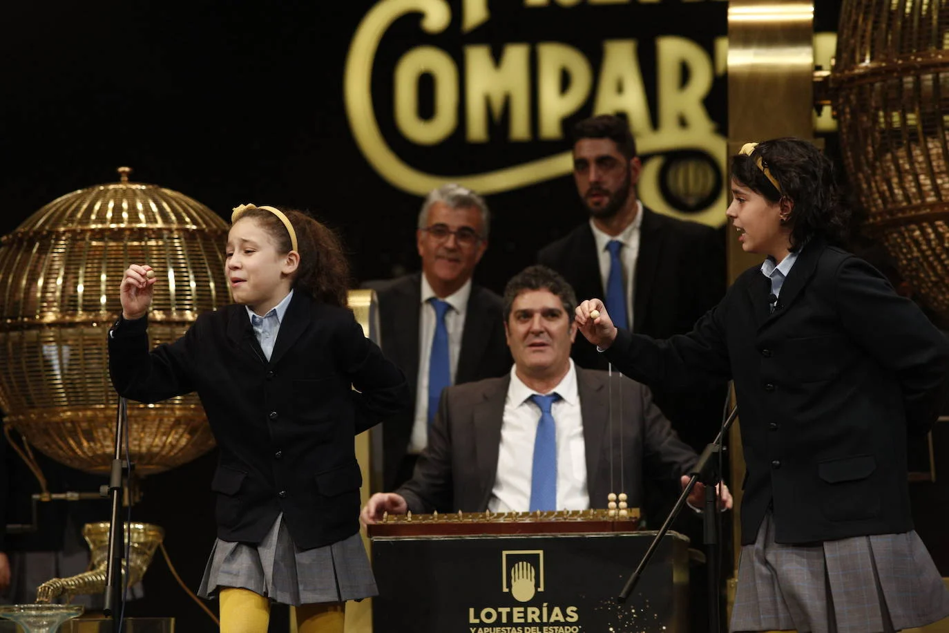 Christmas Lottery Draw: San Ildefonso Kids Sing the Numbers photo 4