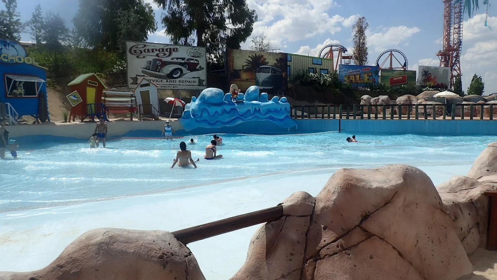 Parque Warner Beach photo 4