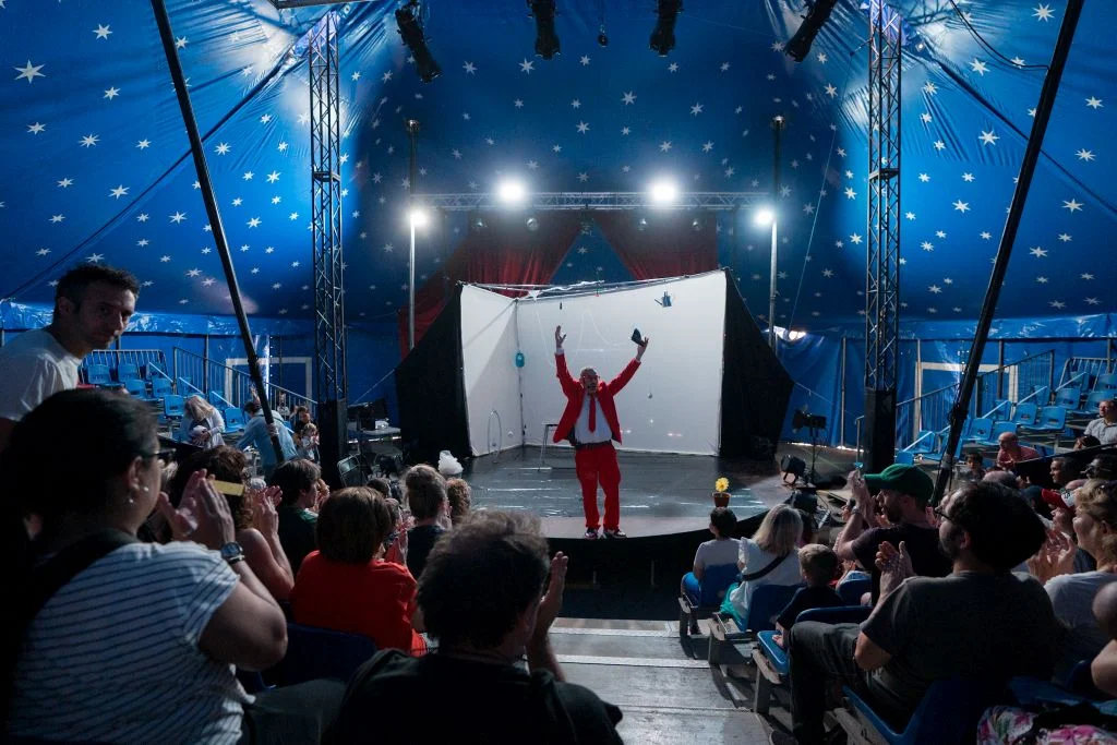 Free Juggling and Street Acrobatics photo 4