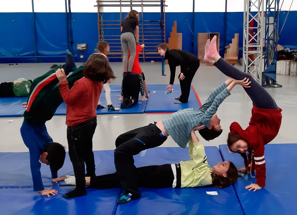Kids and Teens Circus, Rogelio Rivel photo 2