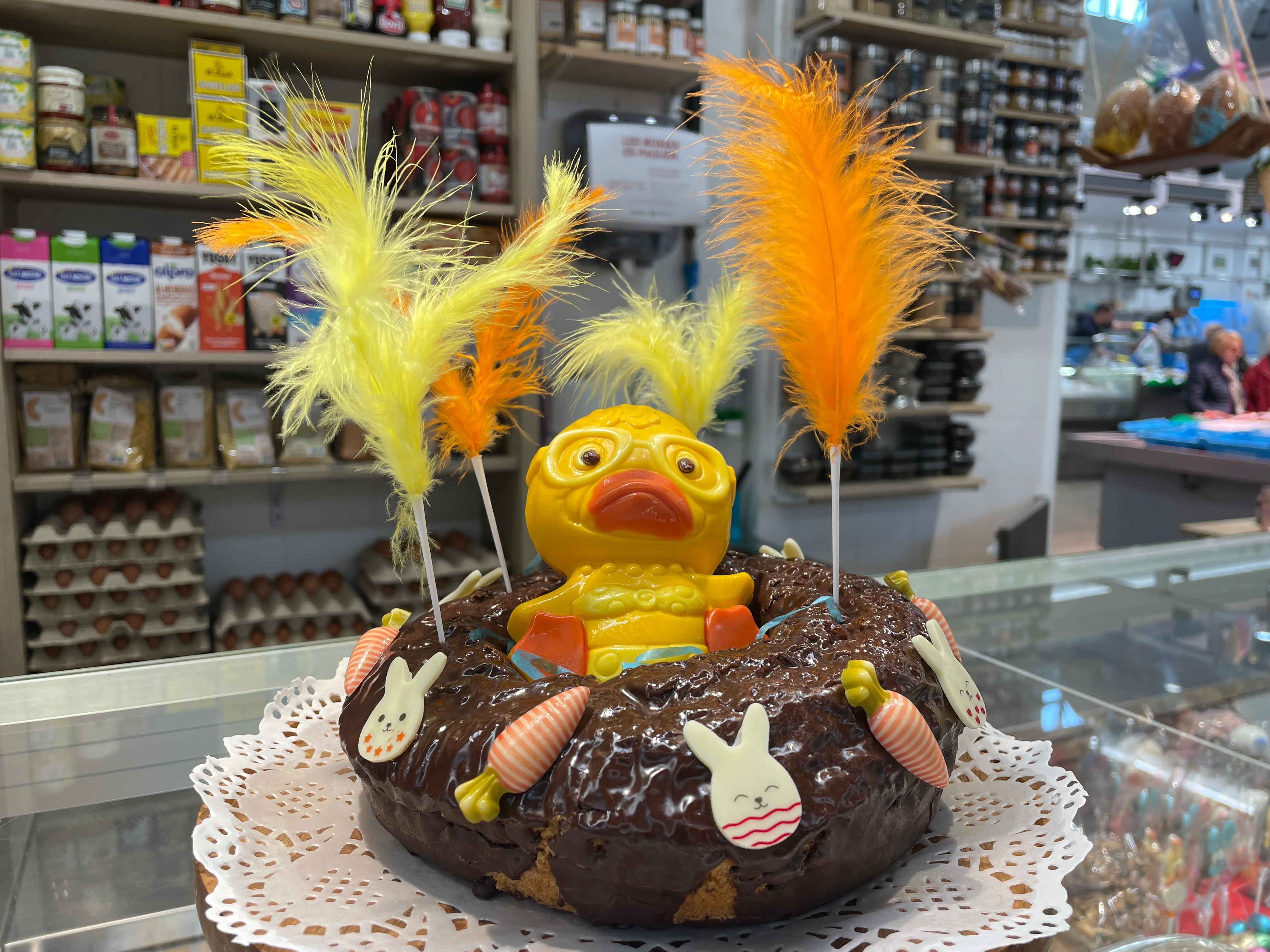 Dancing Eggs and Chocolate Sculptures at Easter photo 3