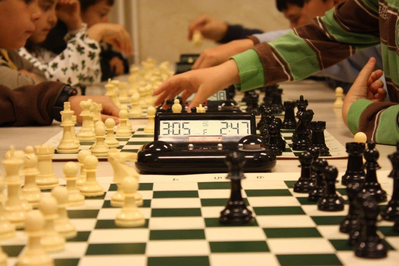 Ajedrez Blanco y Negro Chess School photo 4
