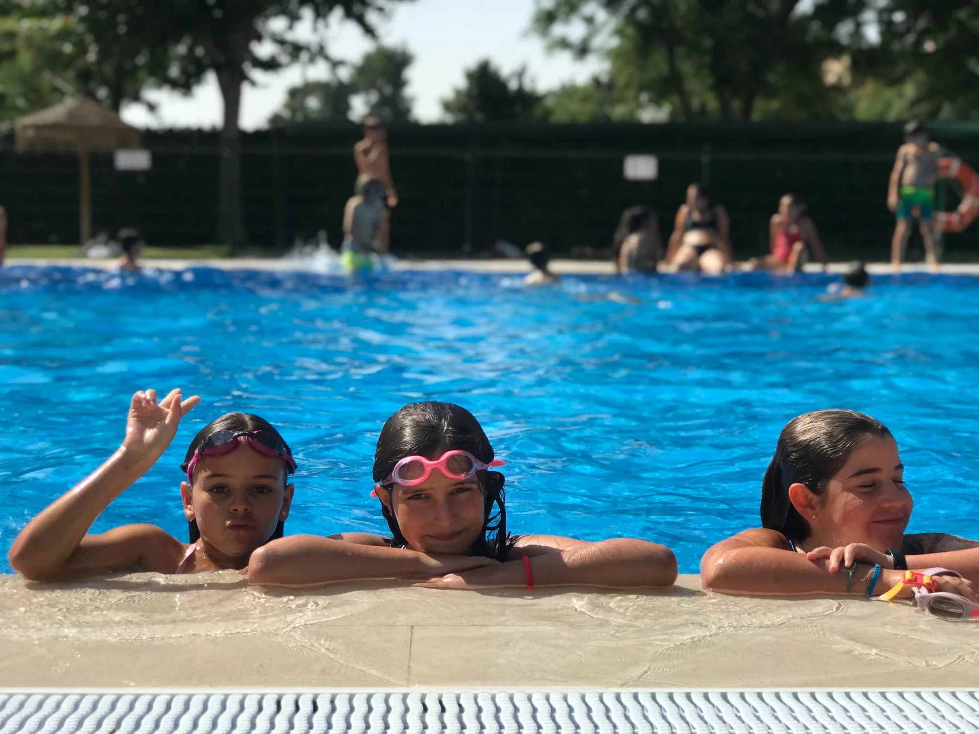 Hello! Summer Swim & Arts Camp photo 2