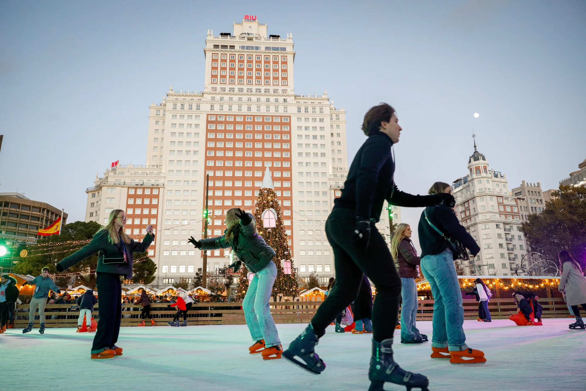 La Navideña at Plaza de España: Ice Rink and Christmas Market photo 1