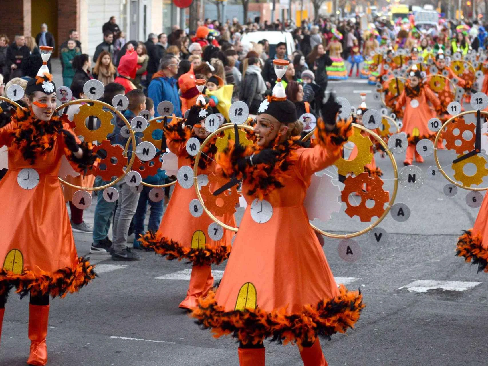 Parade Floats and Costume Days Across Barcelona photo 5