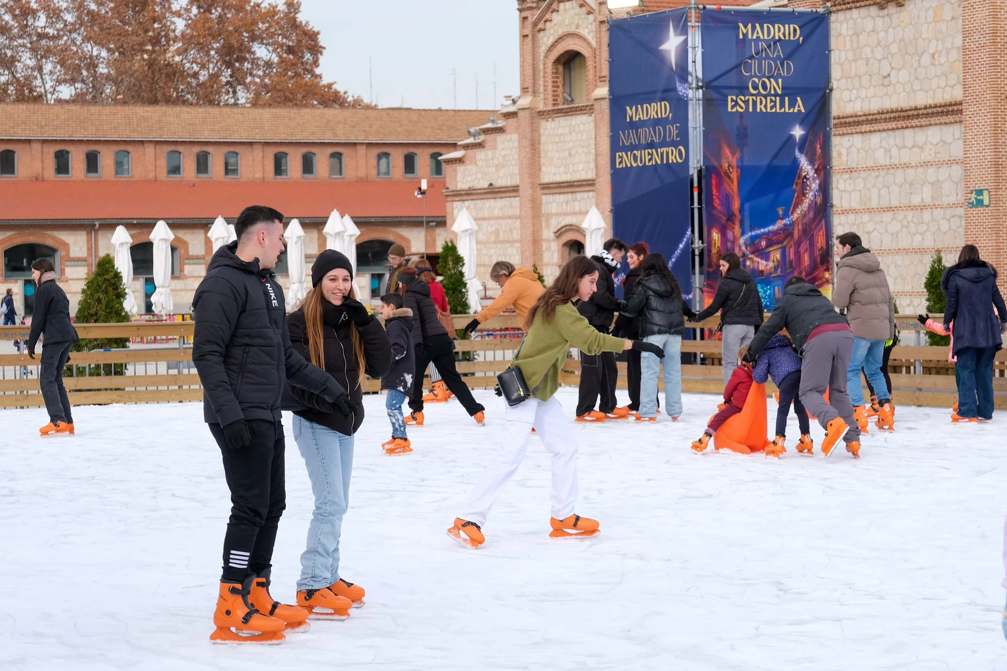 Matadero Ice Rink: Christmas Skating in Plaza de Matadero photo 3