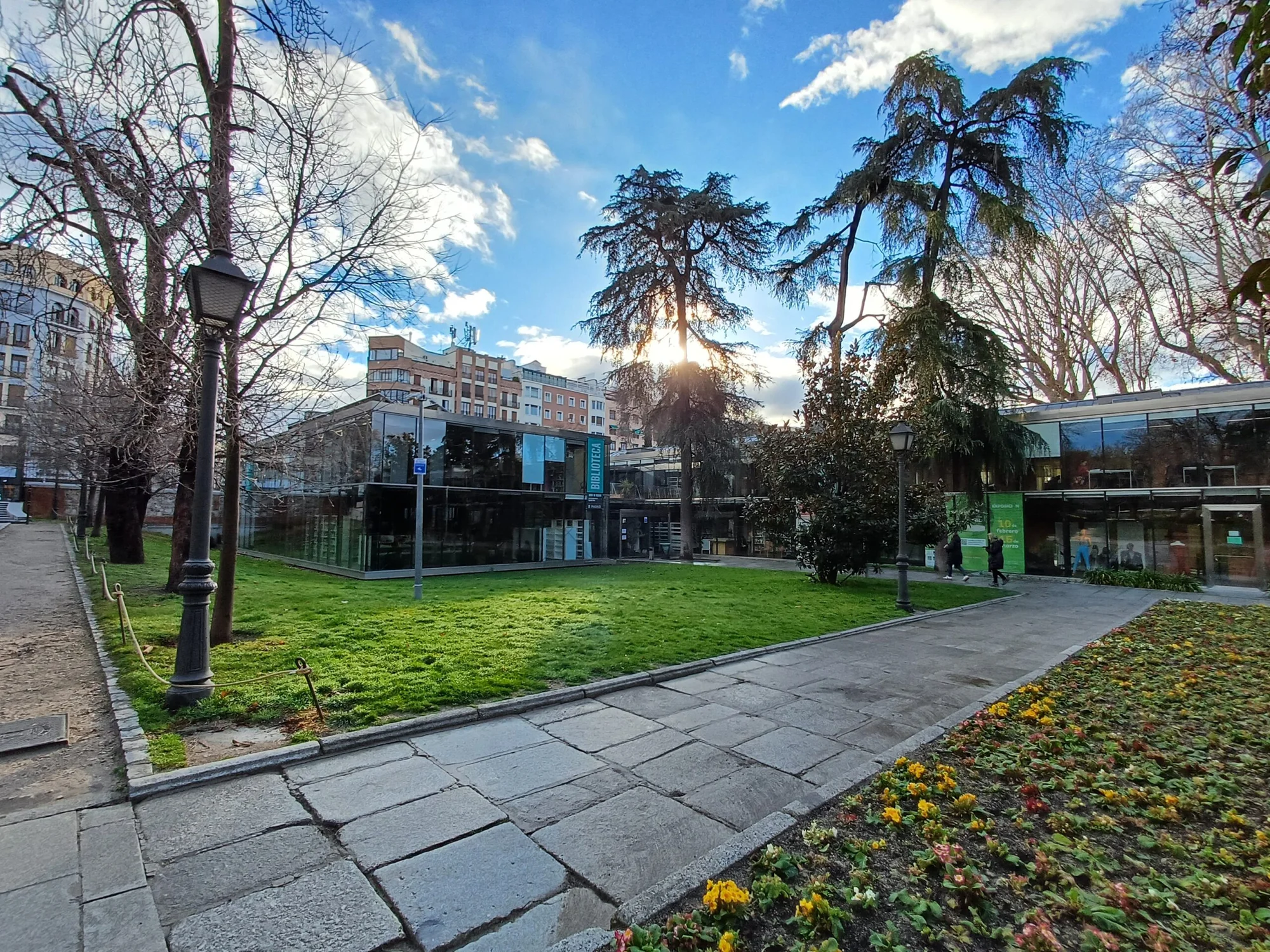 Biblioteca Eugenio Trías photo 2