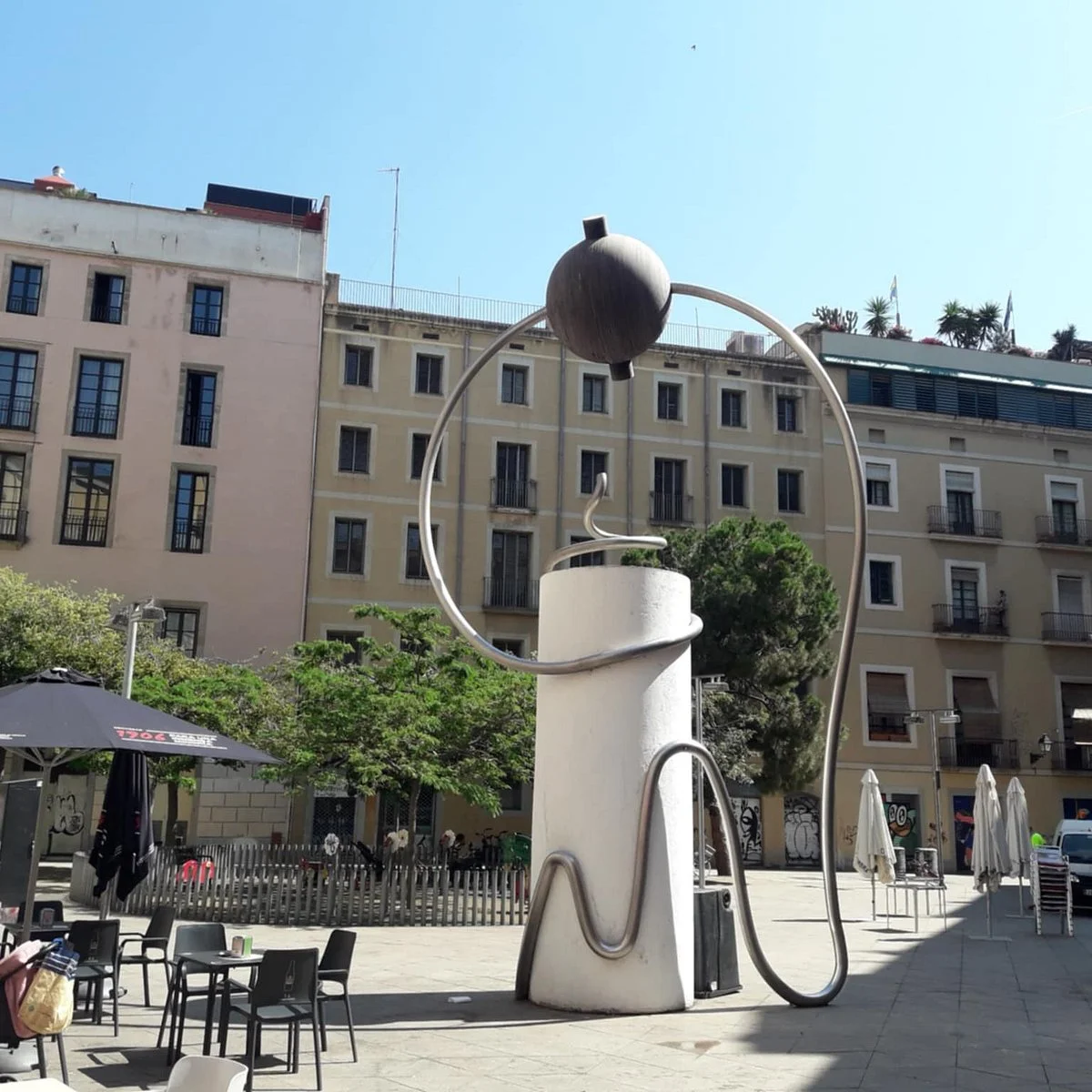 Plaça de George Orwell photo 5